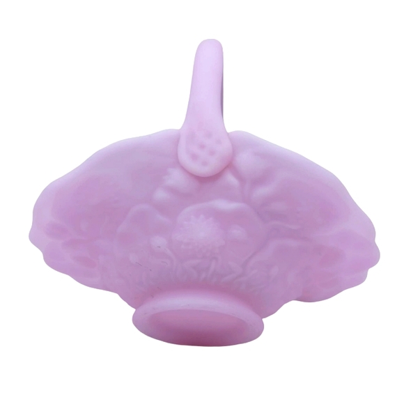 Fenton Lilac Waterlily Basket - Picture 6 of 10